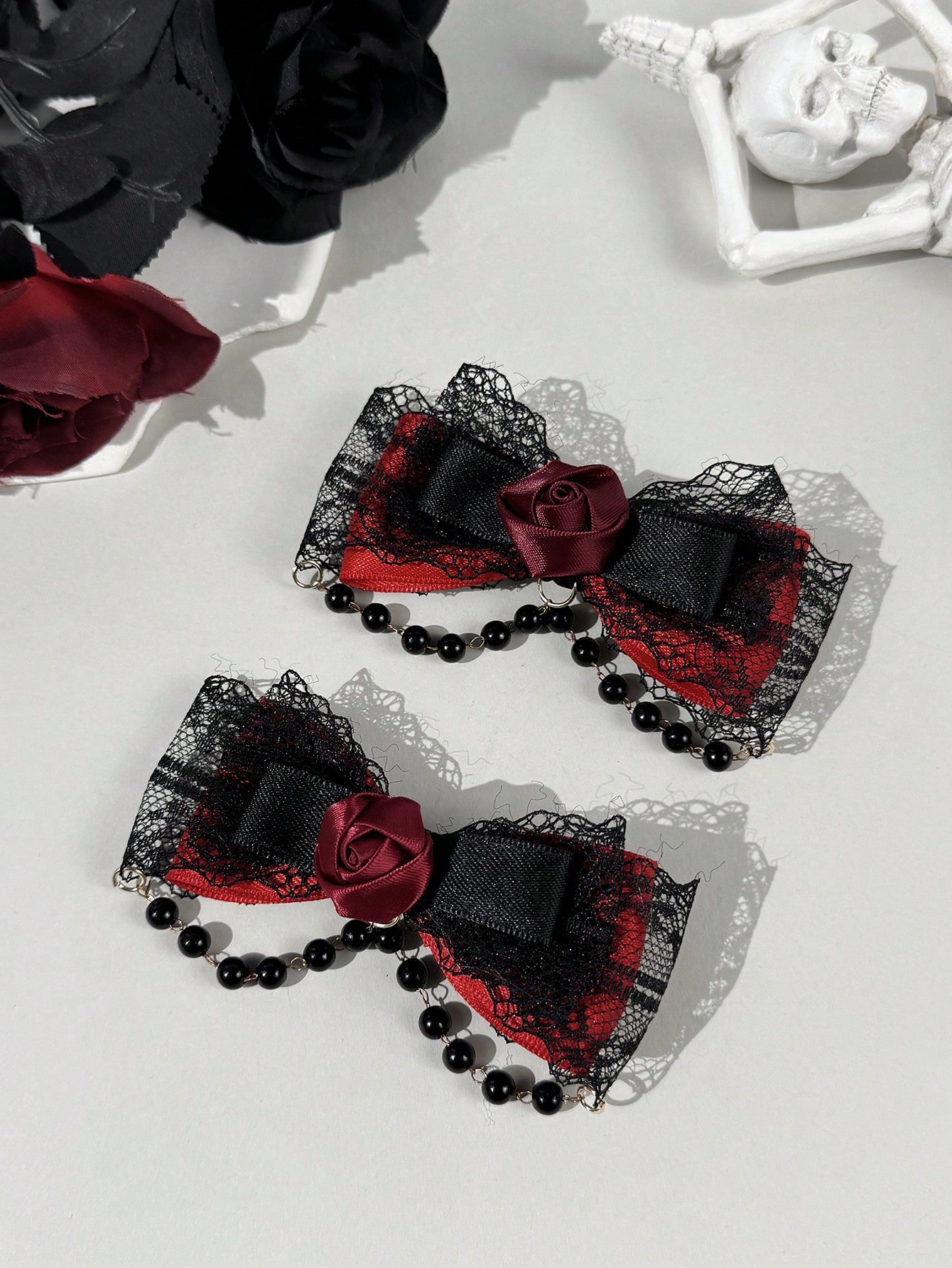 Lace Ribbon Trim - 2-piece Gothic style lace ribbon rose