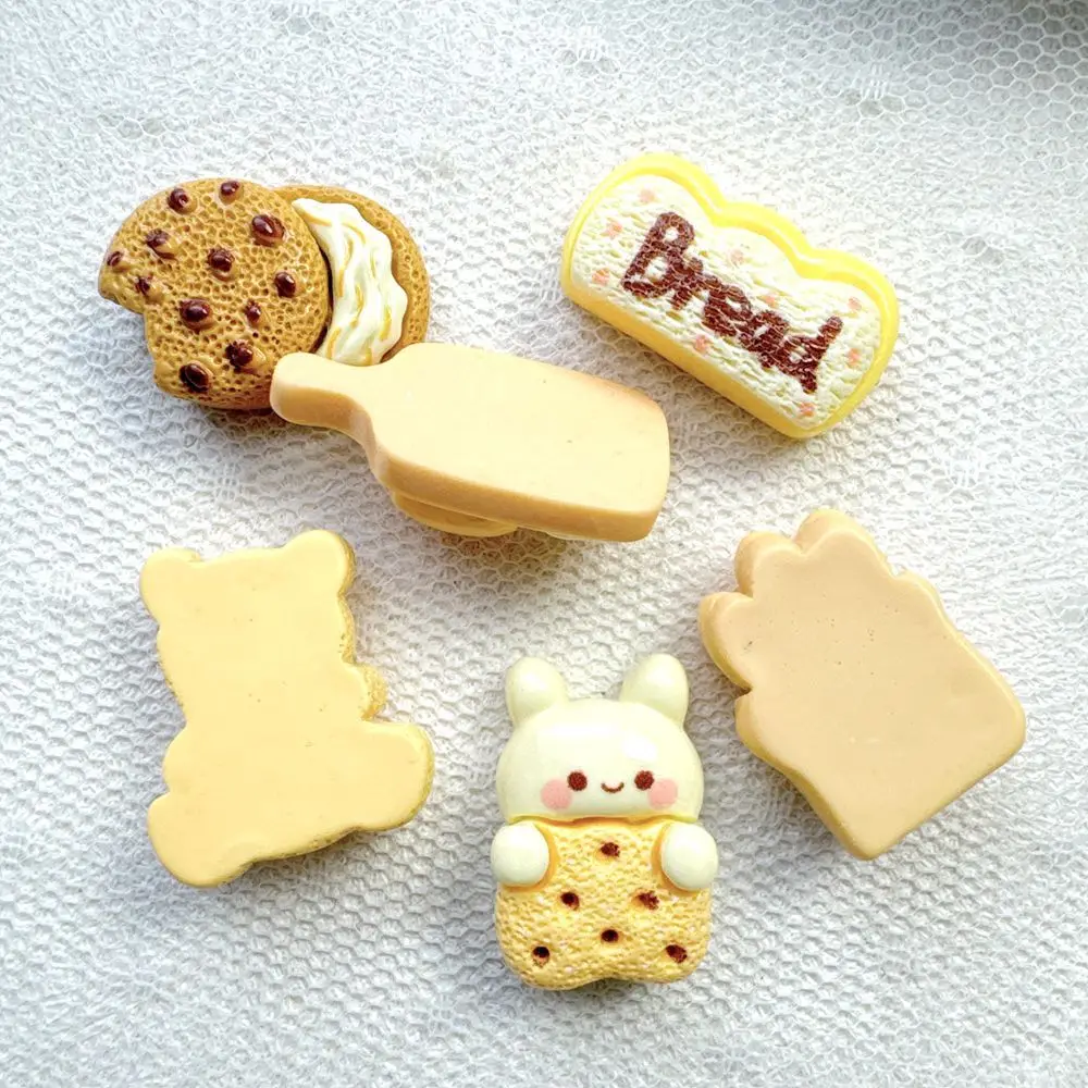 Kawaii Mini Resin Bear Shape B - Christmas Craft Embellishment 评论和价格