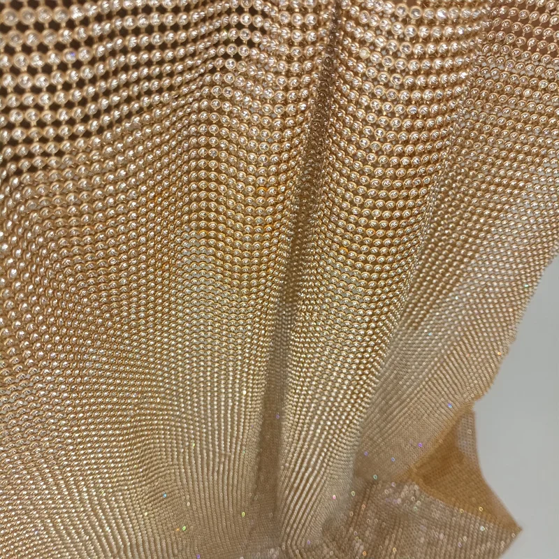 45x120cm Sparkly Gold Base Rhi - Crystal Mesh Fabric 评论和价格