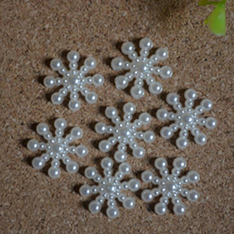 100pcs White Pearl Resin Snowf - Christmas Craft Embellishment 评论和价格